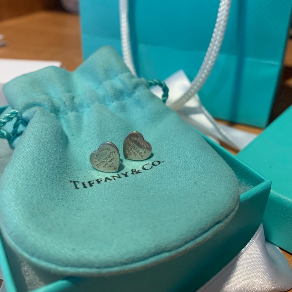 AUTHENTIC Tiffany Heart Earrings